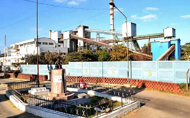 Sugarcane Crushing Season Begins in Mandya as MySugar Factory Revives - News Karnataka