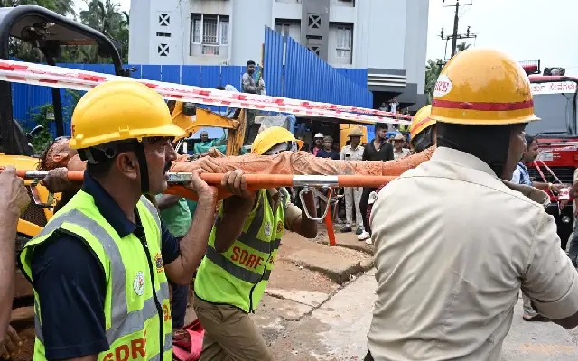 Death of Migrant Laborer at Balmatta Construction Site: Legal Responses - News Karnataka