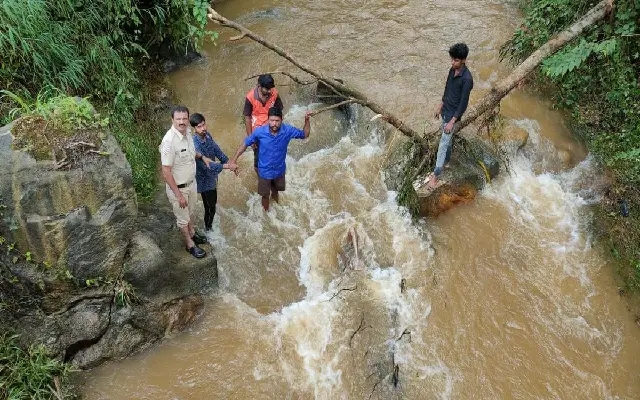 Tragedy in Shivamogga: Woman Washed Away After Falling from Footbridge - News Karnataka