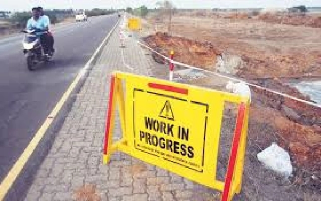 MP Kota Srinivas Poojary Urges Speedy Repairs and Project Upgrades - News Karnataka