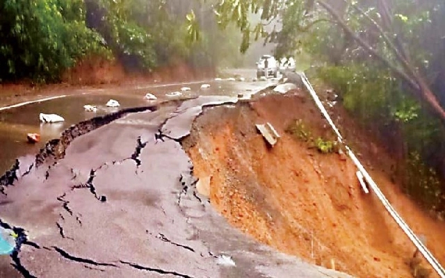 Tragic Loss for Kodagu Family in Meppadi Landslide - News Karnataka