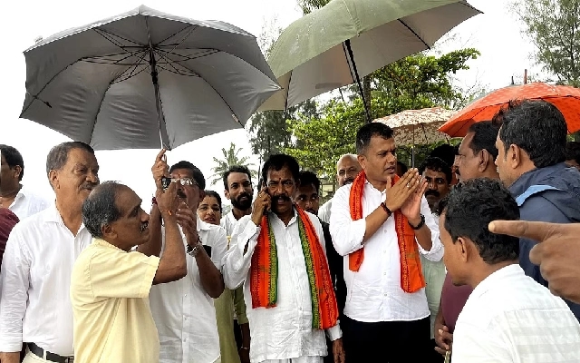 MP Brijesh Chowta Urges Immediate Rain Compensation for Dakshina Kannada - News Karnataka