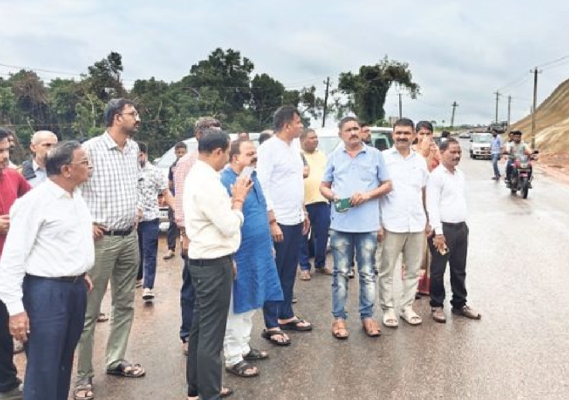 MP Brijesh Chouta Inspects Hill Collapse Near Wamanjoor Due to Highway Construction - News Karnataka