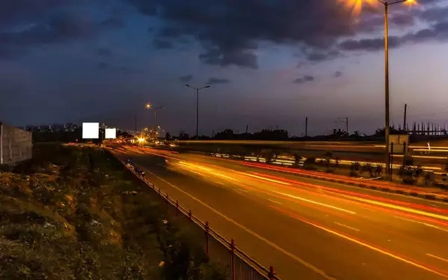 Night Driving on Bengaluru-Mysuru Highway Poses Safety Risks Due to Lack of Lighting - News Karnataka