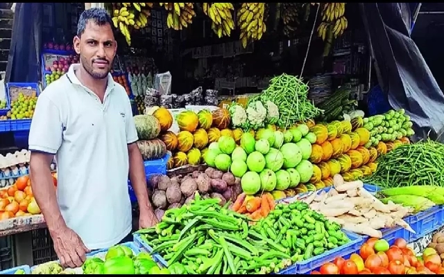 Mangaluru Vegetable Shopowner’s Community Support for Schools - News Karnataka