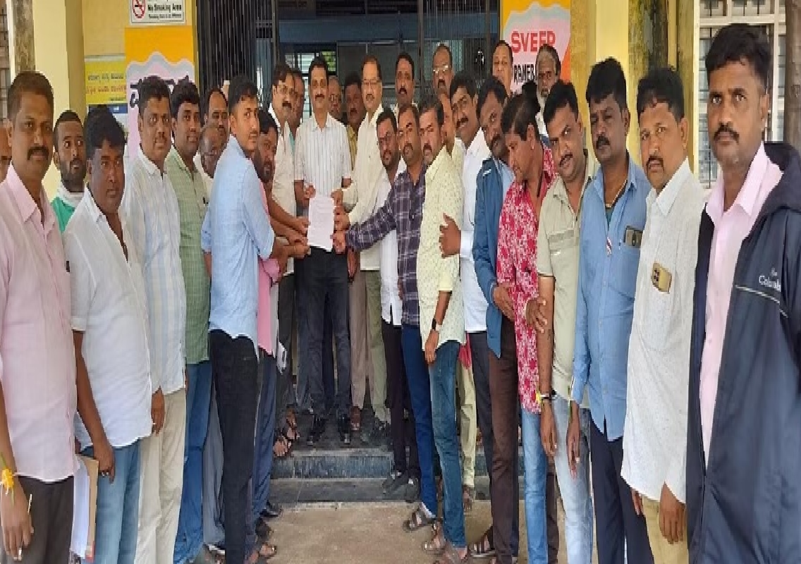 Protest Against Oppression of Hindus in Bangladesh - News Karnataka