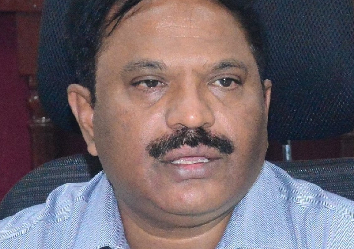 Karnataka Flooded with Applications for Village Administrator Posts - News Karnataka
