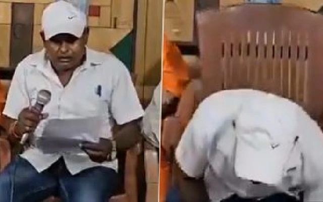 Congress Worker Dies of Heart Attack During Press Conference - News Karnataka