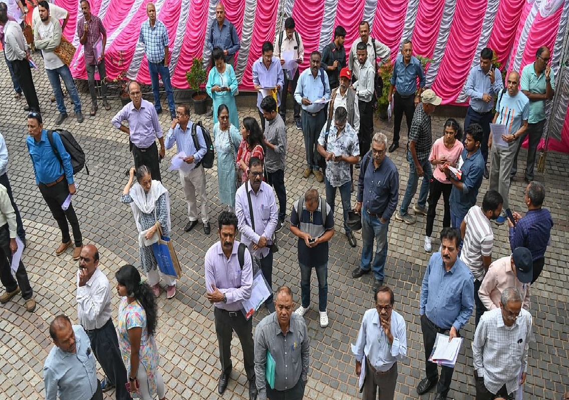 Over 1,250 Senior Citizens Seek Employment at Bengaluru's ‘Jobs 60+' Fair - News Karnataka