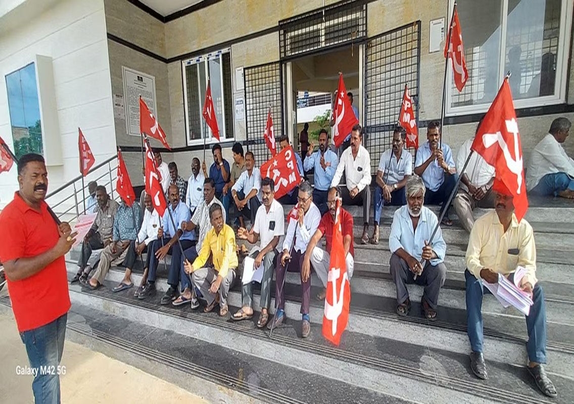 Protest Against BBMP Waste Disposal Unit in KGF - News Karnataka