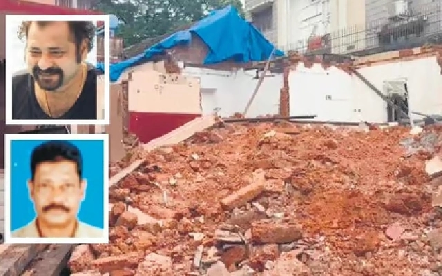Two Killed in Tragic House Demolition Accident on Jail Road - News Karnataka