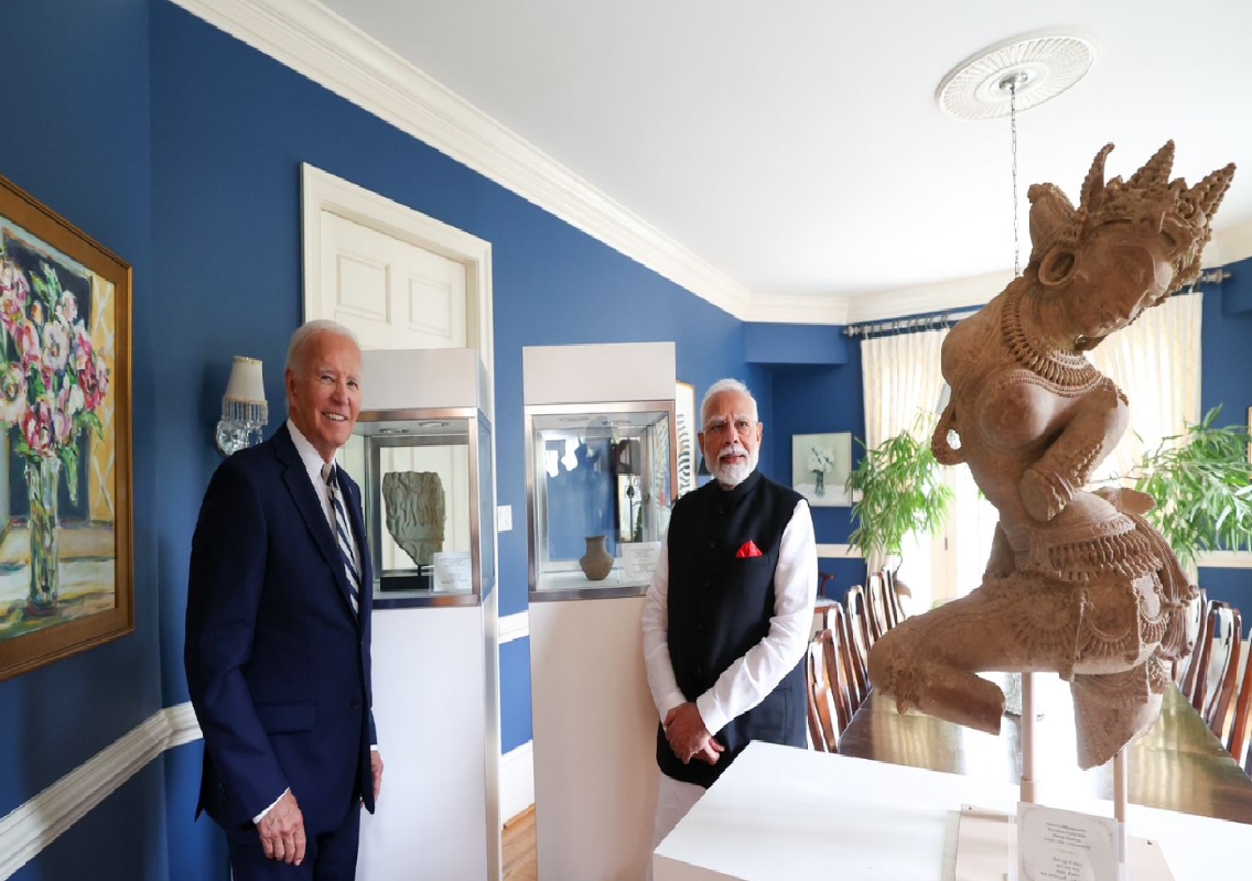 PM Modi's Diplomatic Triumph! 297 Indian Antiquities Reclaimed During US Visit - News Karnataka