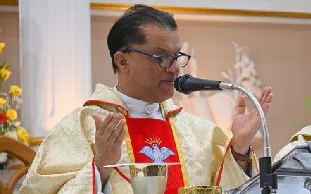 Fr Denis D'Sa Celebrates 60th Birthday with a Heartfelt Celebration and Generous Gesture - News Karnataka