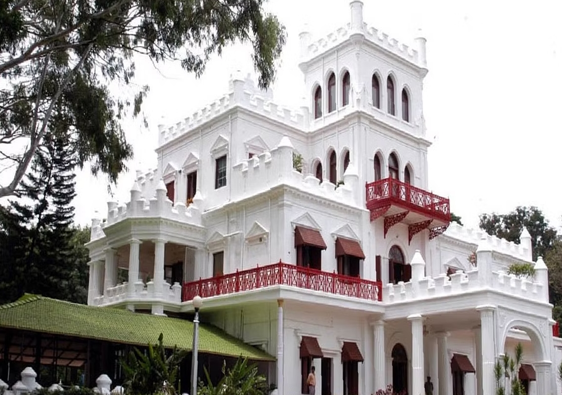 Jayamahal Palace Hotel Events Spark Noise Complaints, Residents Demand Action - News Karnataka