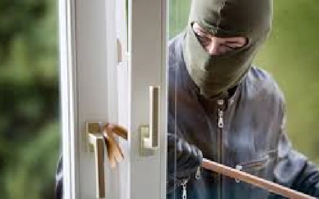 Thieves Target Home in Kadaba; Fatal Car Accident Near Bantwal - News Karnataka