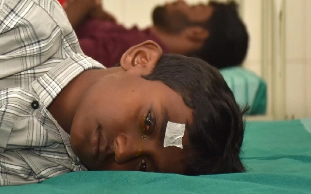 Surge in Eye Injuries During Deepavali: 13 Surgeries Performed in Bengaluru - News Karnataka