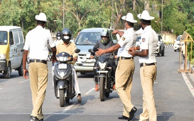 Bengaluru Traffic Police Conduct 5-Hour Special Drive, Impose ₹88.6 Lakh in Fines to Address Traffic Violations - News Karnataka
