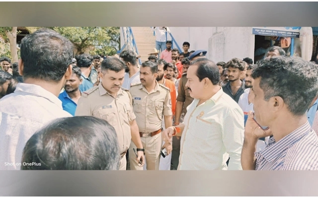 Inhumane Act: Body of Deceased Labourer Dumped on Road in Puttur - News Karnataka