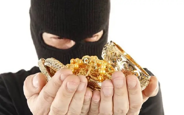 Daylight Burglary in Mankude, Vittal: Gold Stolen - News Karnataka