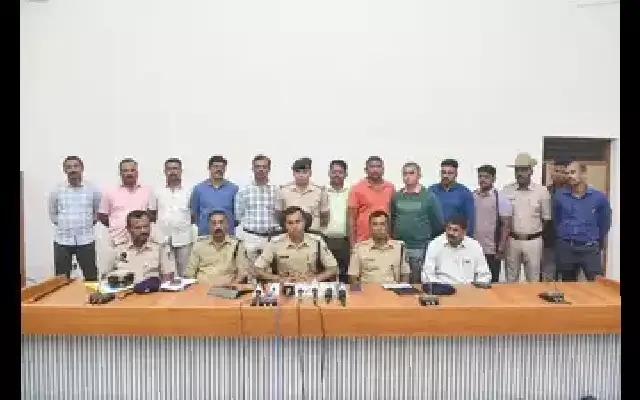 Kodagu Police Arrested 12 Individuals For Fake Gold Loan Scam - News Karnataka