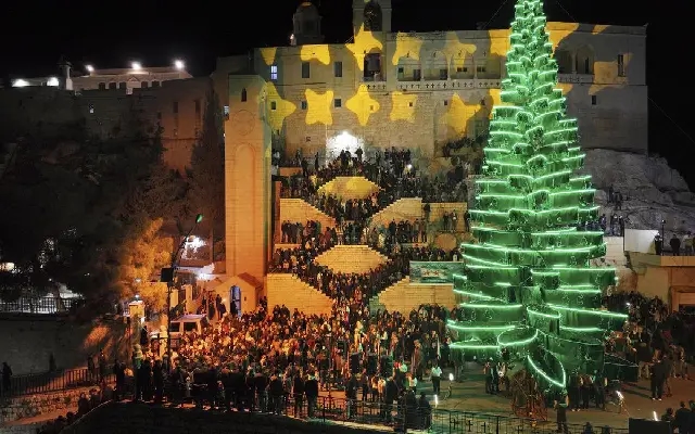 Syrian Christians celebrate Christmas amid new hope - News Karnataka
