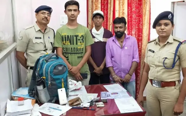 RPF swiftly recovers valuable luggage left on Mathsyagandha Express - News Karnataka