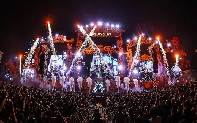 Youth Dies After Collapsing at Goa’s Sunburn Festival - News Karnataka