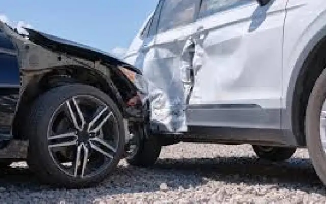 Serious accident in Sampaje village leaves driver injured - News Karnataka