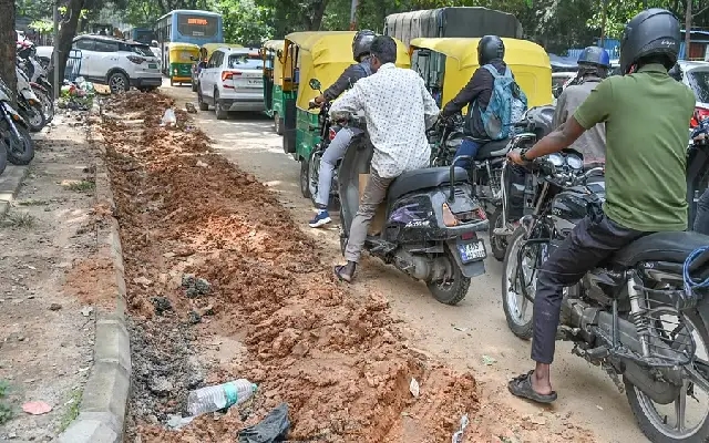 Bengaluru Residents Demand Swift Action on Civic Issues - News Karnataka