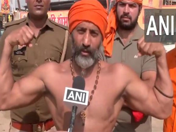 Pahalwan Baba's Mission at Mahakumbh: Inspiring Youth for a Healthier Future - News Karnataka