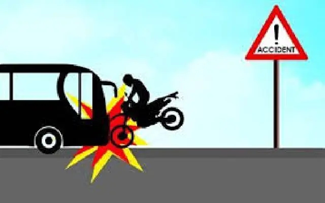 Horrific Crash in Gadag: Biker Loses Leg in Bus Collision - News Karnataka
