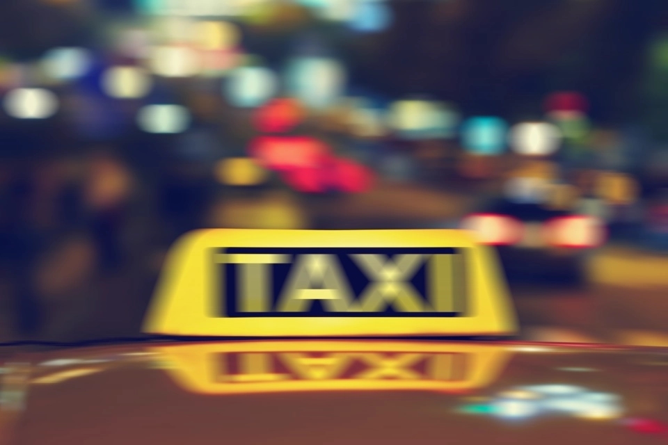 Cab ride horror: Bengaluru man suffers severe injuries - News Karnataka