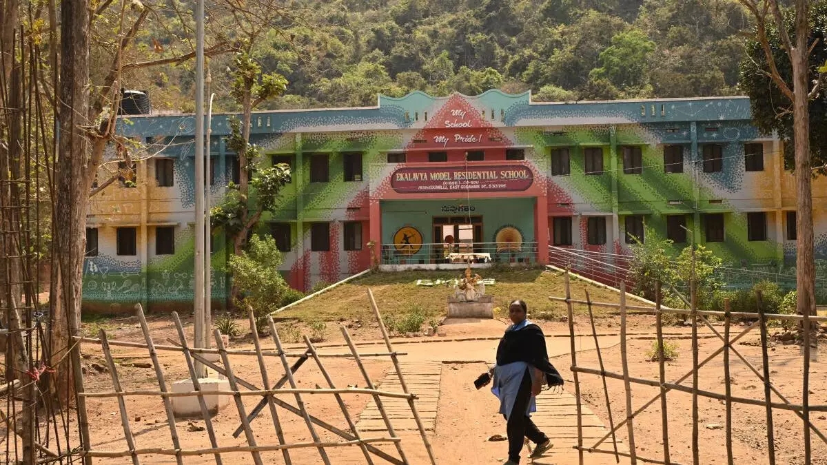 Educational Challenges Persist for PVTG Children in Jharkhand - News Karnataka