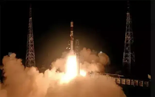 India Achieves Historic Milestone with Successful SpaDeX Satellite Docking - News Karnataka