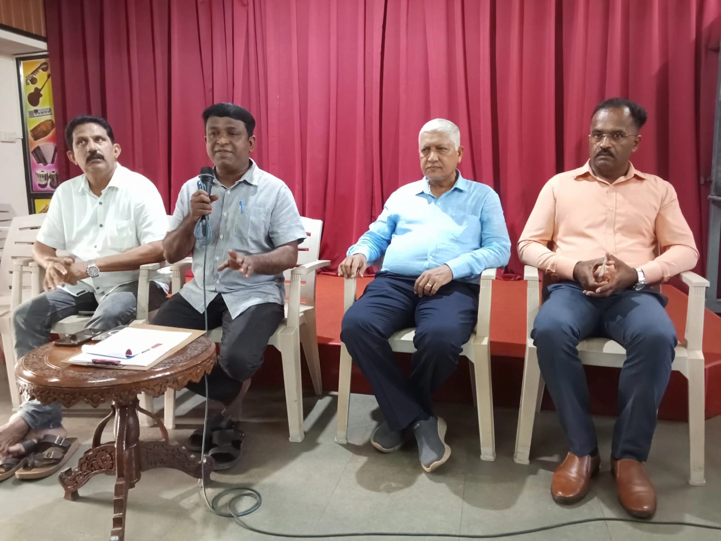 Preparations underway for Sandesha Awards ceremony 2025 - News Karnataka