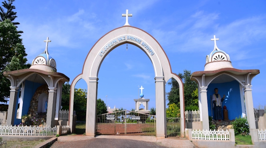 CCTC show thief stealing sacred objects from St Joseph Vaz shrine, Mudipu - News Karnataka