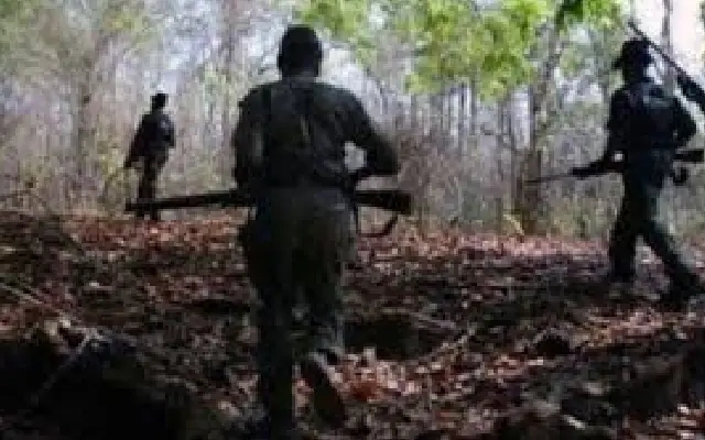 Six dreaded Naxals surrender in Karnataka’s largest-ever defection - News Karnataka