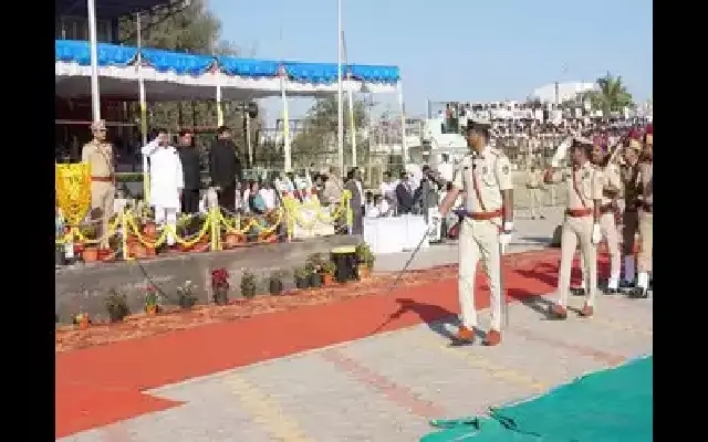 Uttara Kannada Marks Republic Day with Development Highlights - News Karnataka