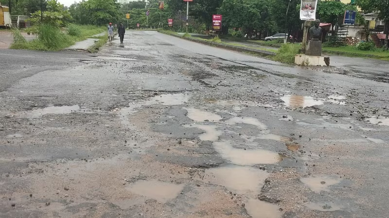 Public inconvenience due to closure of Ambagilu-Gundibailu route in Udupi - News Karnataka