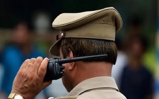 Hassan Police Open Fire on Accused After He Attacks Officers - News Karnataka