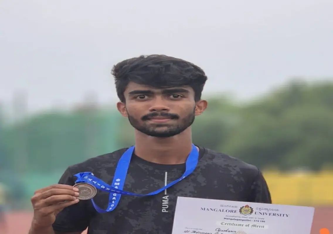 St Philomena College's Yashwin wins bronze in state Olympics high jump - News Karnataka