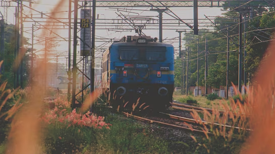 Three Men Killed by Train While Filming Videos on Railway Tracks in Bengaluru - News Karnataka