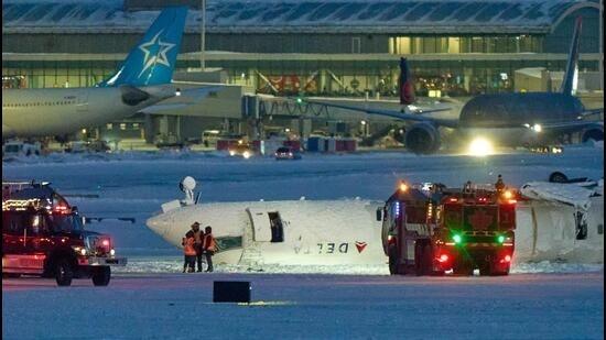 Delta Airlines Plane Flips After Landing at Toronto Airport, 18 Injured - News Karnataka