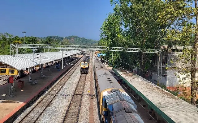 "Amrit Bharat Scheme Speeds Up Railway Flyover Construction in DK" - News Karnataka