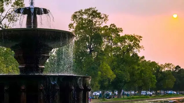 Bangalore bus stops now beautified with lights, trees and fountains - News Karnataka