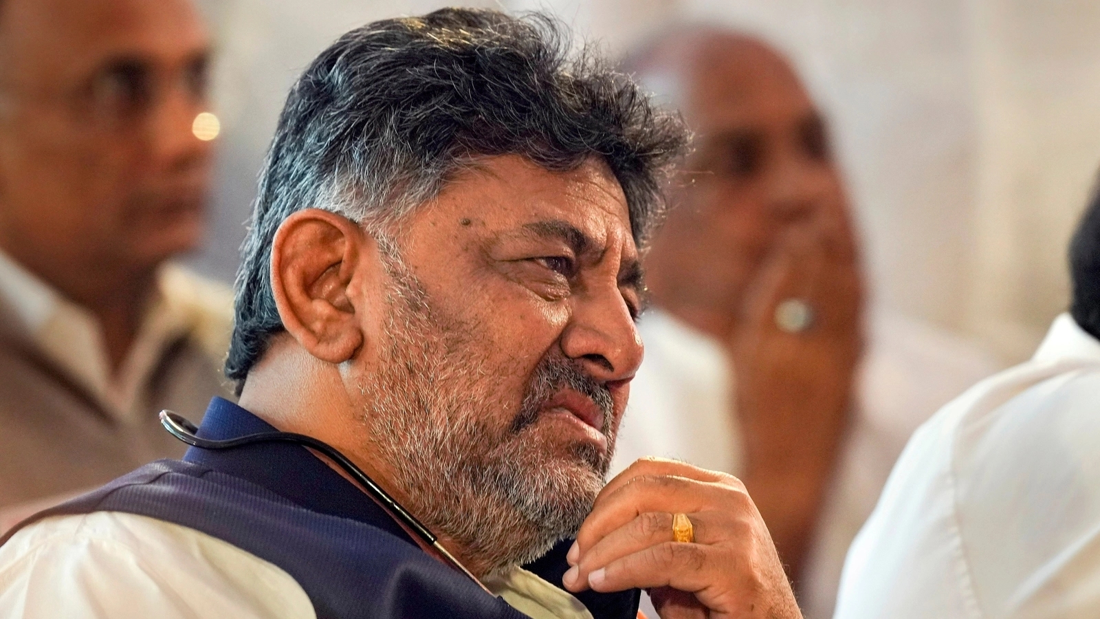 Congress gives warning to anyone going against Siddaramaiah - News Karnataka