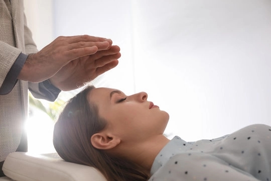 Doctor accused of ‘hypnotic’ misconduct faces second tribunal - News Karnataka