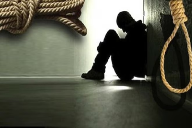 Class 7student hangs himself from fan after dinner - News Karnataka