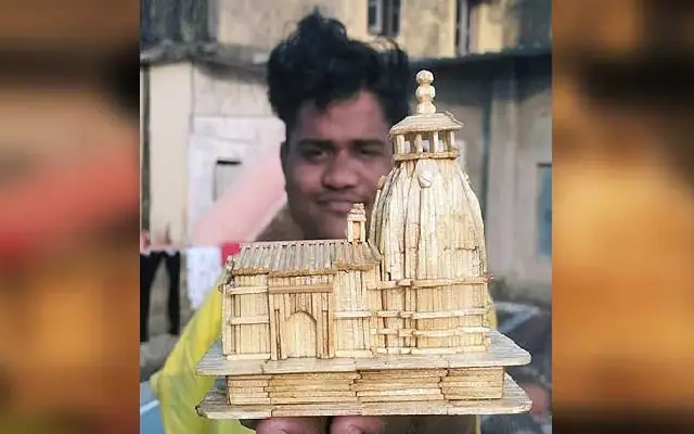 Puri Artist Crafts Kedarnath Miniature with Matchsticks for Mahashivratri - News Karnataka