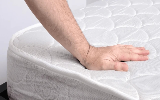 Choosing the Best Mattress for Side Sleepers with Hip and Back Pain - News Karnataka